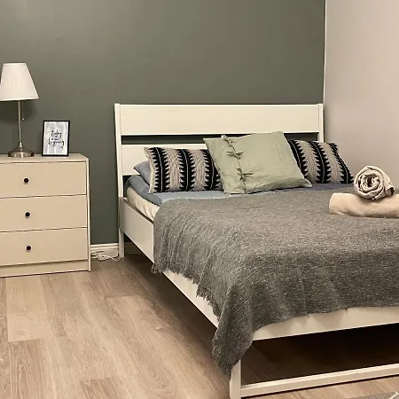 Beard Avenue Apartment