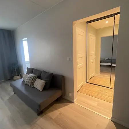 Beard Avenue Apartment *